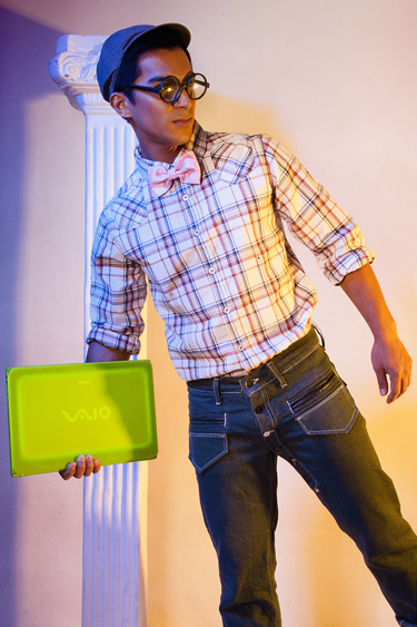 sony vaio PFW 2011 holiday 2