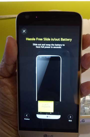 LG G5 slide in and out battery