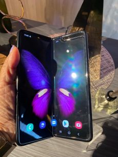 galaxy fold pre order